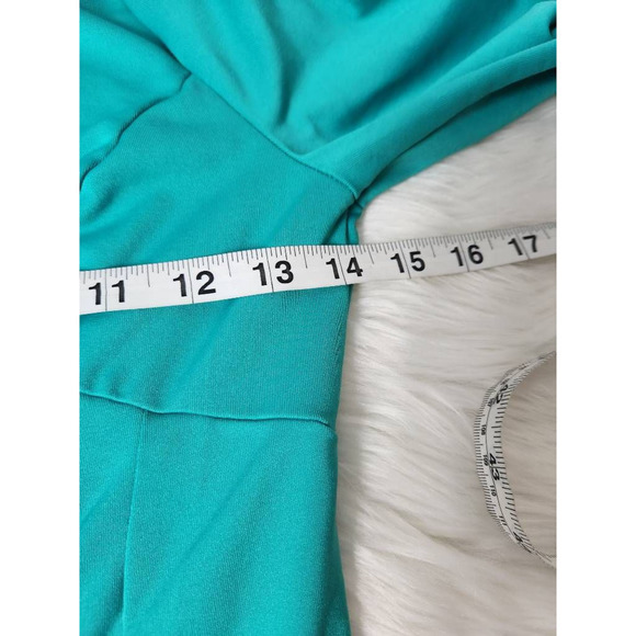 Under Armour Womens Track Jacket Green Pockets Full Zip Mid Stand-Up Logo S - Picture 3 of 5